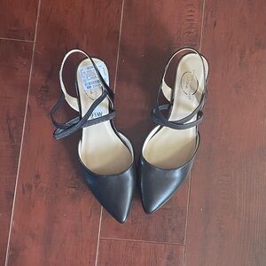 Life Stride Black Slingback Heels